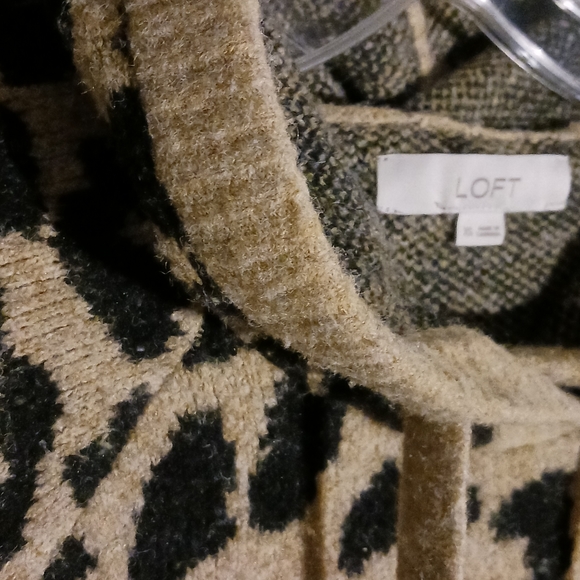 LOFT leopard print hoodie sweater - Picture 4 of 6